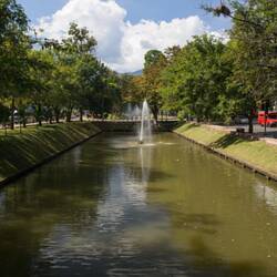 "The Moat" rund um die Altstadt