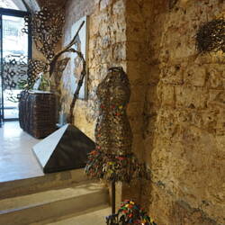 Interesting gallery, orphaned keys anyone ?