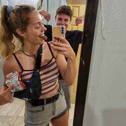 Den Dude kenn ich nicht😂