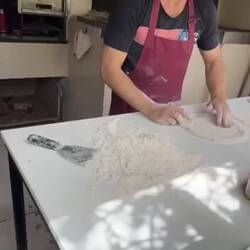 Mit em Selfmade Ofe à la Napoli