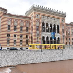 Stadthalle und Bibliothek