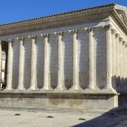 römisches Bauwerk Maison Carree