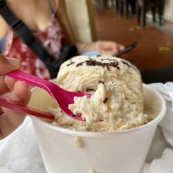 Peanut ice cream