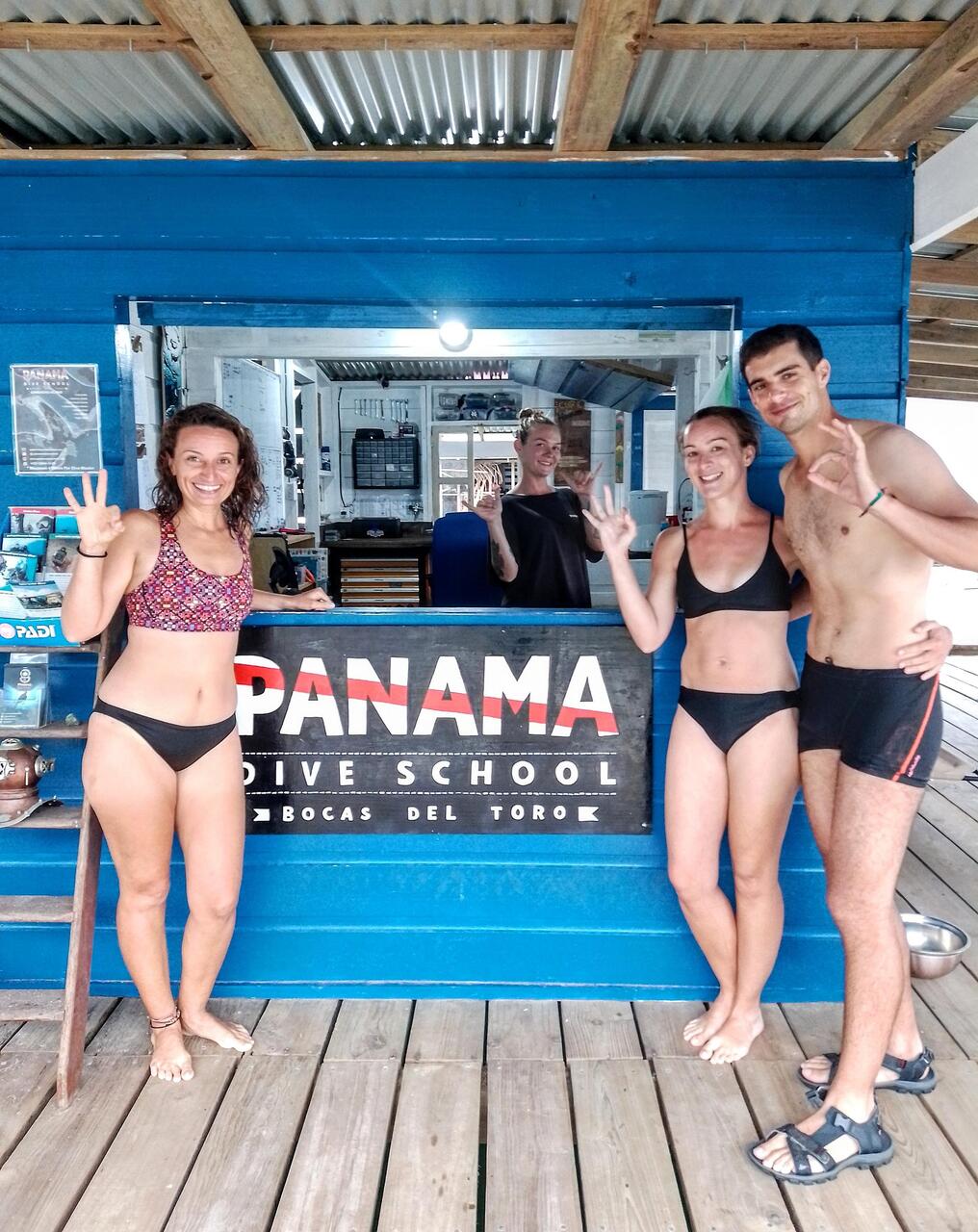 Avec Migena et Lana au centre