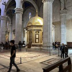 Lucca's Shrine of the True Cross