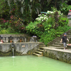 Dani hat mal schnell die Füsse rein gehalten