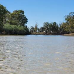 This is where Rufus River which comes from Lake Victoria feeds into the Murray. Apparently water can be divert