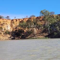 Just can’t get enough of these beautiful cliffs!