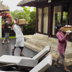 Unser Abendessen wird aufgetischt