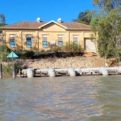Loxton irrigation pumping station. Must have had an Architect on board for this one!