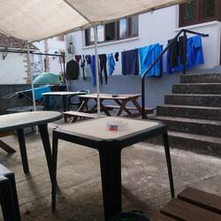 Übernachtung heute. Ausblick Hinterhof, Tagebuchschreibplatz