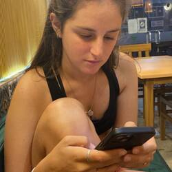 מזמינות טיסות איזה חרדותת