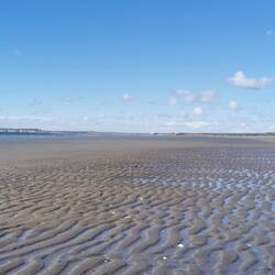 Ganz elei gniesse mir nie Ebbe die Witi und s Meer