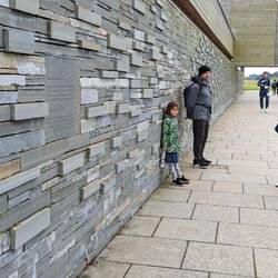 The stones sticking out show the 50 dead govt soldiers on one side, 1500 Jacobites on the other