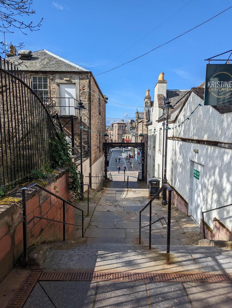 Market Brae stairs