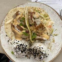 Our first Hawaiian food - fish tacos!