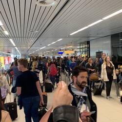 Aéroport d'Amsterdam en plein chaos depuis 3 jours