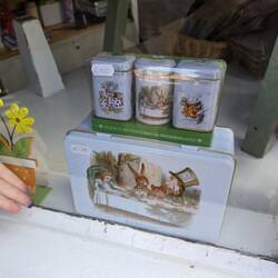 Alice in Wonderland tea set