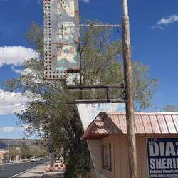 alte Route 66 Werbebeleuchtung in Grants