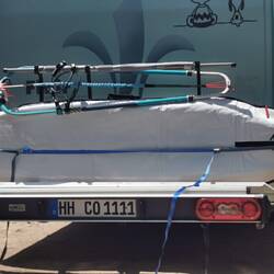 Wagen 2,35, Brett 2,31 mit Boardbag etwas mehr.