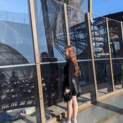 It's hard to tell, but this is a transparent floor