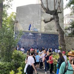 Wall of love - love written in every language