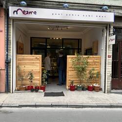 Mezze restaurants are popular