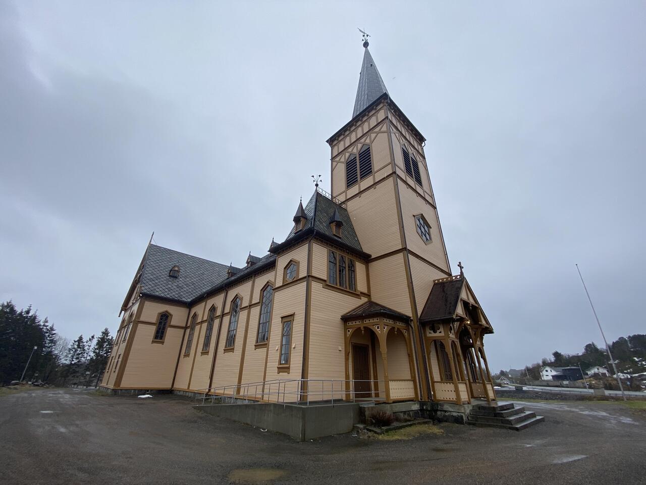 Vågan Kirche