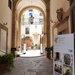 Paläste über Paläste