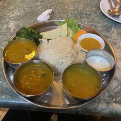 הדאלבאט הראשון בקטמנדו