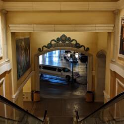 Notre chauffeur nous attends