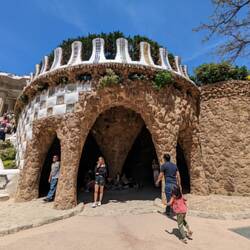Waiting area protected from sun and rain
