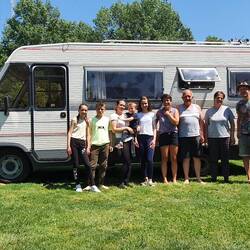 Ungefähr die Hälfte der Familie