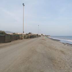 Ja, hier fahren auch Autos