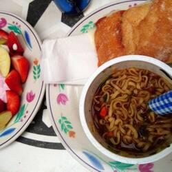 Außerhalb zu teuer 😂 😜 jammi jammy 🤤