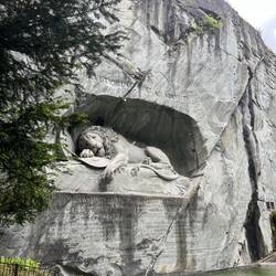Lion monument