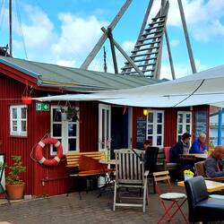 Das wunderbare Werftcafe im Museumshafen!