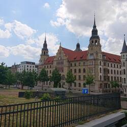 Leider kann man die Fassade nicht so gut erkennen.