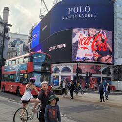 Piccadilly Circus