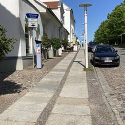 In Puttbus besuche ich das Geschäft von Nordwolle. Sie verkaufen Wollkleidung von heimischen Schafen