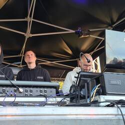 Phil a aussi bossé avec les ingénieurs son de Mylène Farmer