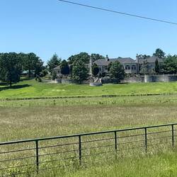 kleines Häuschen mit schöner Aussicht