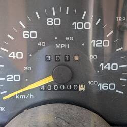 16h23 : Bon anniversaire Karlos !