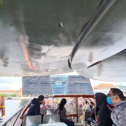 Les ponts sont très bas ...