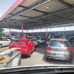 Start an der Kaufland-Tankstelle