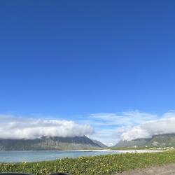 Die Berge tragen Wolkenmützen