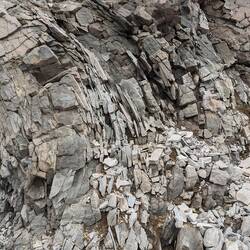 Difficile de savoir dans quel sens à été prise la photo