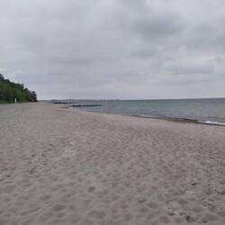 Morgens am Strand