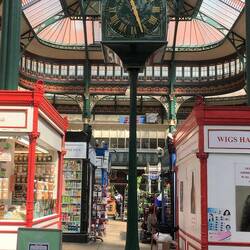 Clock from the 100th anniversary of the market