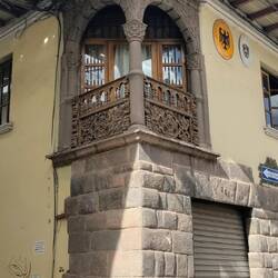 Spanish architecture on top of Incan walls